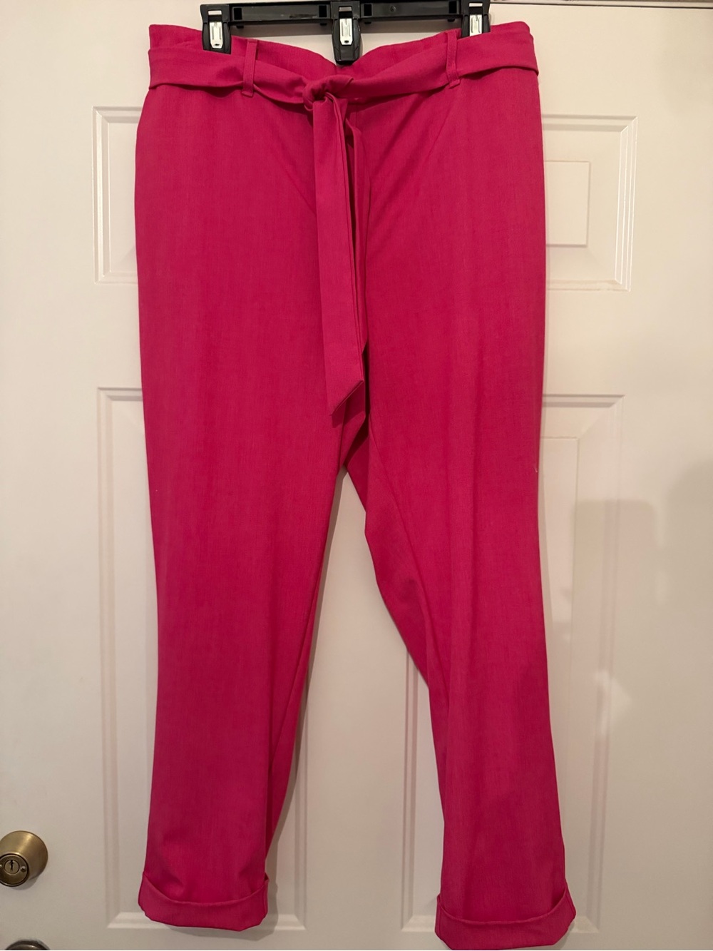 Jules & Leopold Fuchsia Belted Cropped Tapered Pants